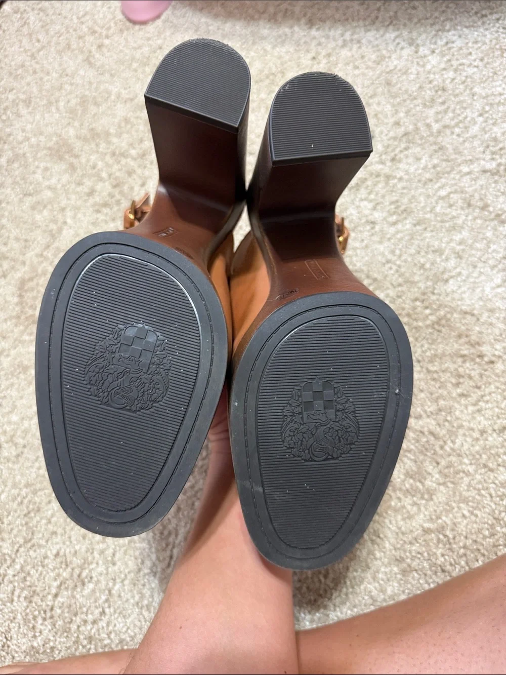 VINCE CAMUTO Slingback Platform Mules